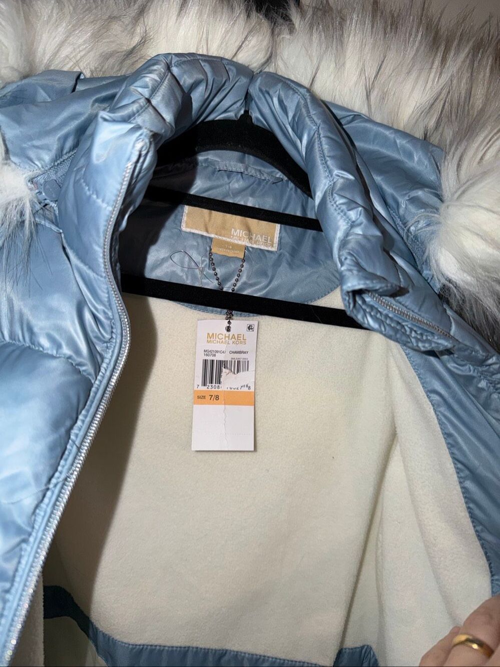 Michael Kors Little Girls hooded Heavy Weight Stadium puffer Jacket light blue S - Picture 3 of 5